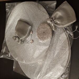 Silver Metallic Placemats And Matching Coasters Set Of 8